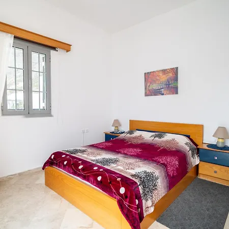 Antonis Galouzis Apartment