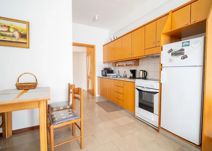 Antonis Galouzis アパート