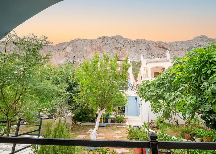 アパート Antonis Galouzis